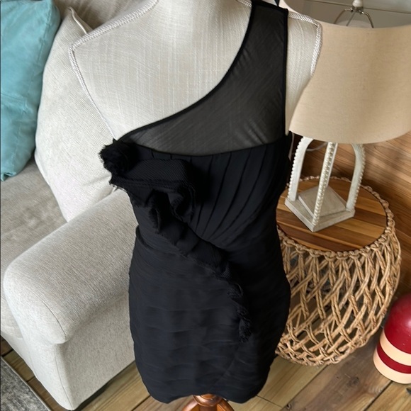 Max & Cleo Black Asymmetrical Ruched Cocktail Dress, black dress size 6 - Picture 6 of 12